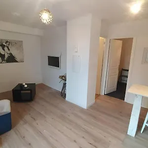 https://appartement-t2-cosy-et-chaleureux-40mn-de-rennes.inbrittany.com